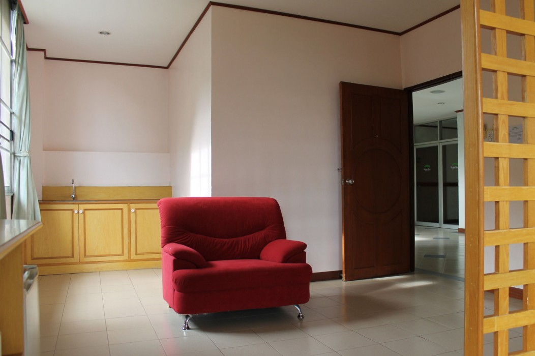 Rattana Park Hotel 35/98
