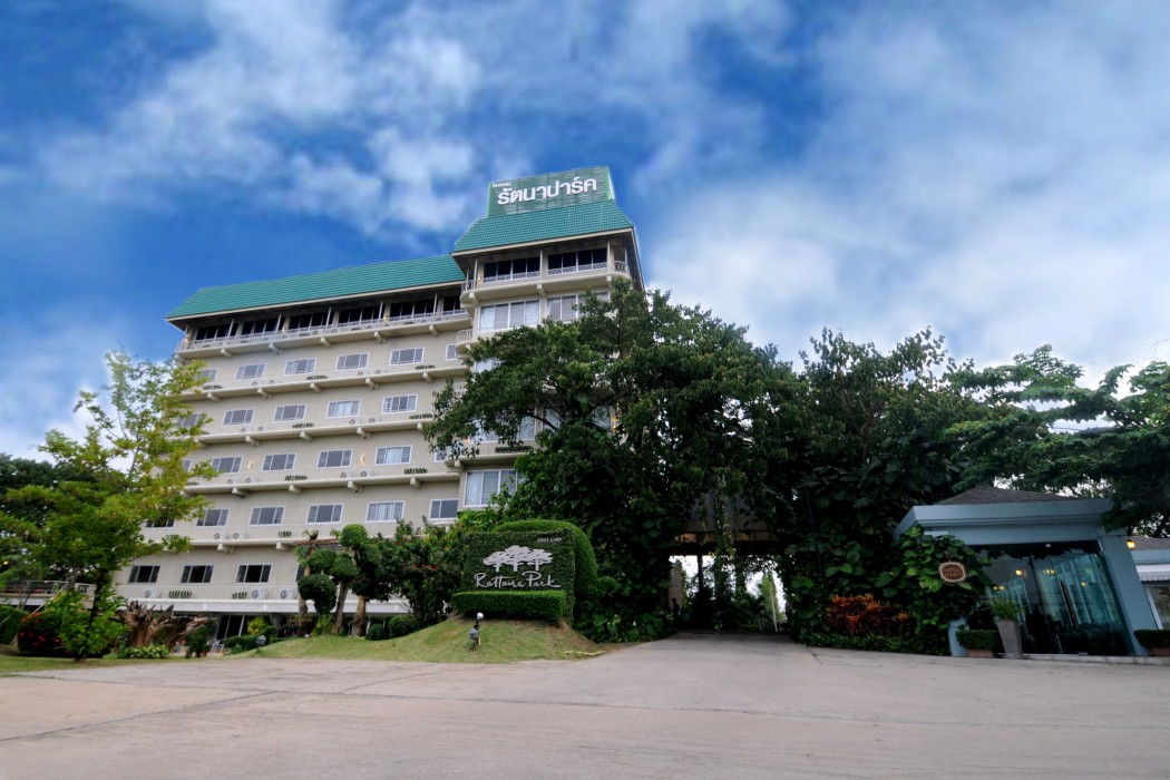 Rattana Park Hotel 61/98
