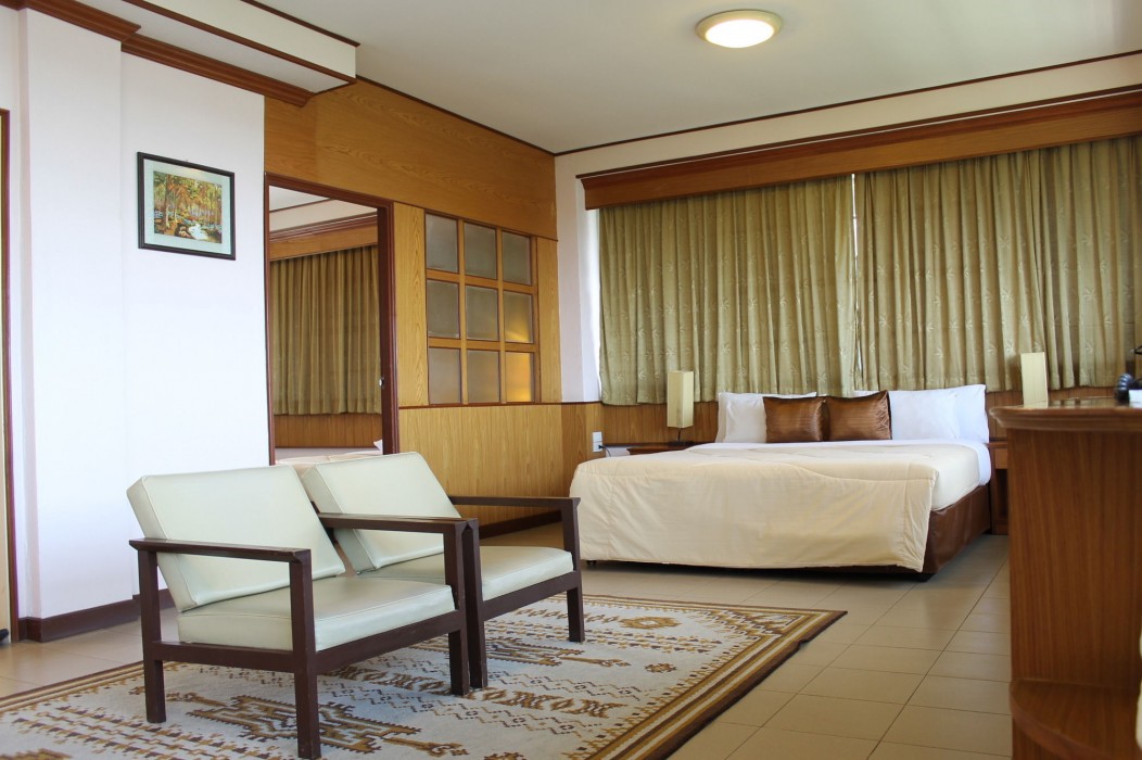 Rattana Park Hotel photo2