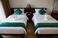 Blue Bay Resort 24/88
