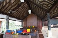 Blue Bay Resort 38/88