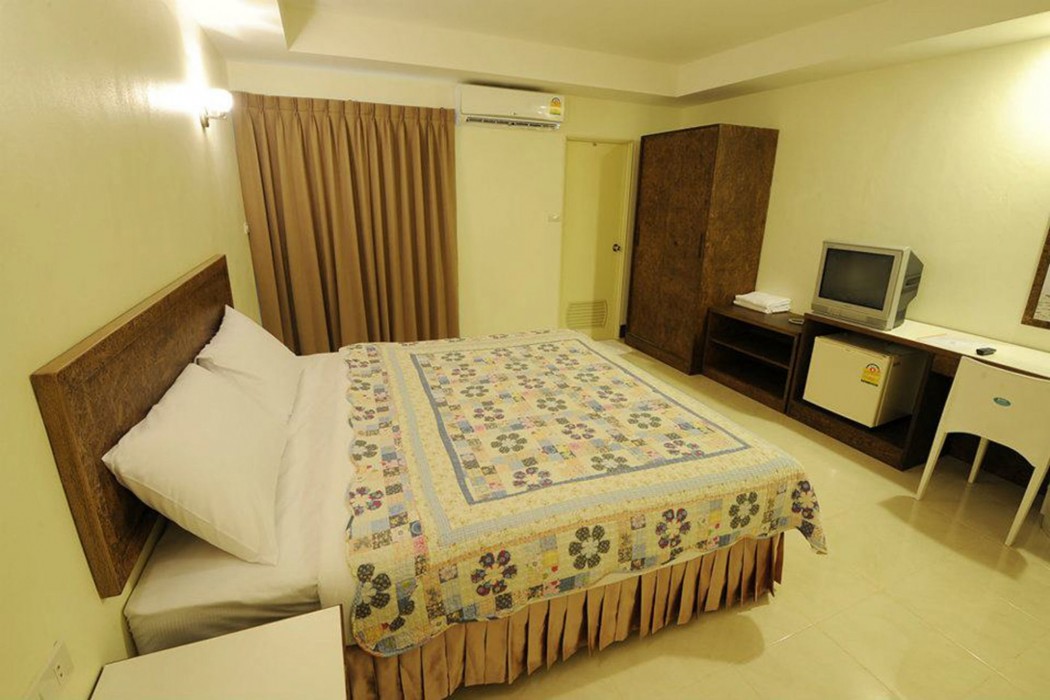Trat Center Hotel 26/38