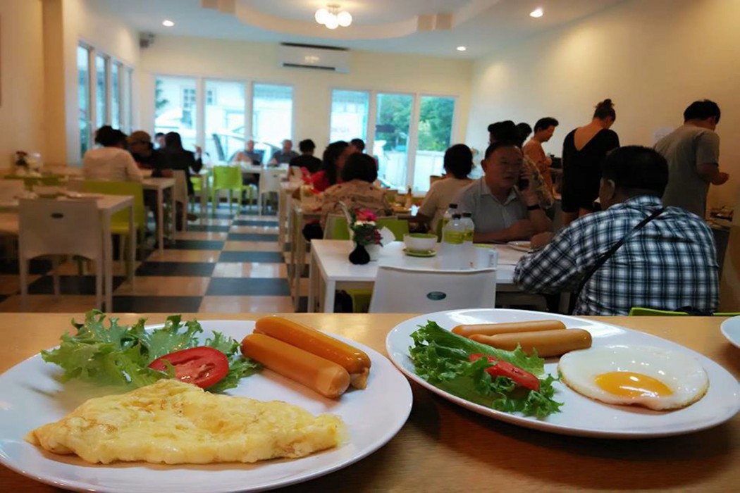 Trat Center Hotel 24/38
