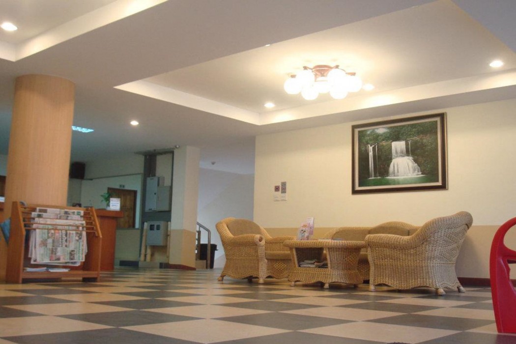 Trat Center Hotel 12/38