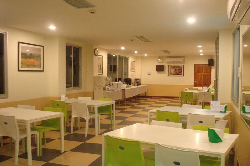 Trat Center Hotel 18/38
