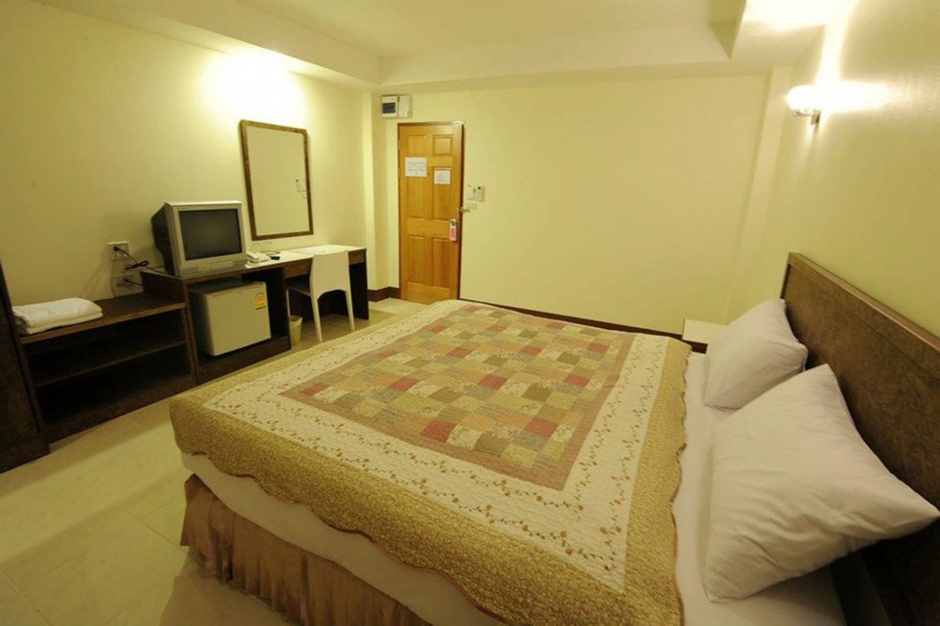 Trat Center Hotel 22/38