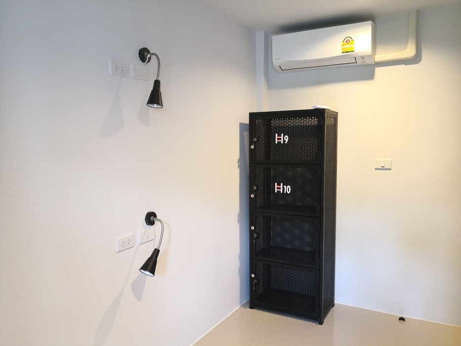 Litera Hostel Adults Only 16/71