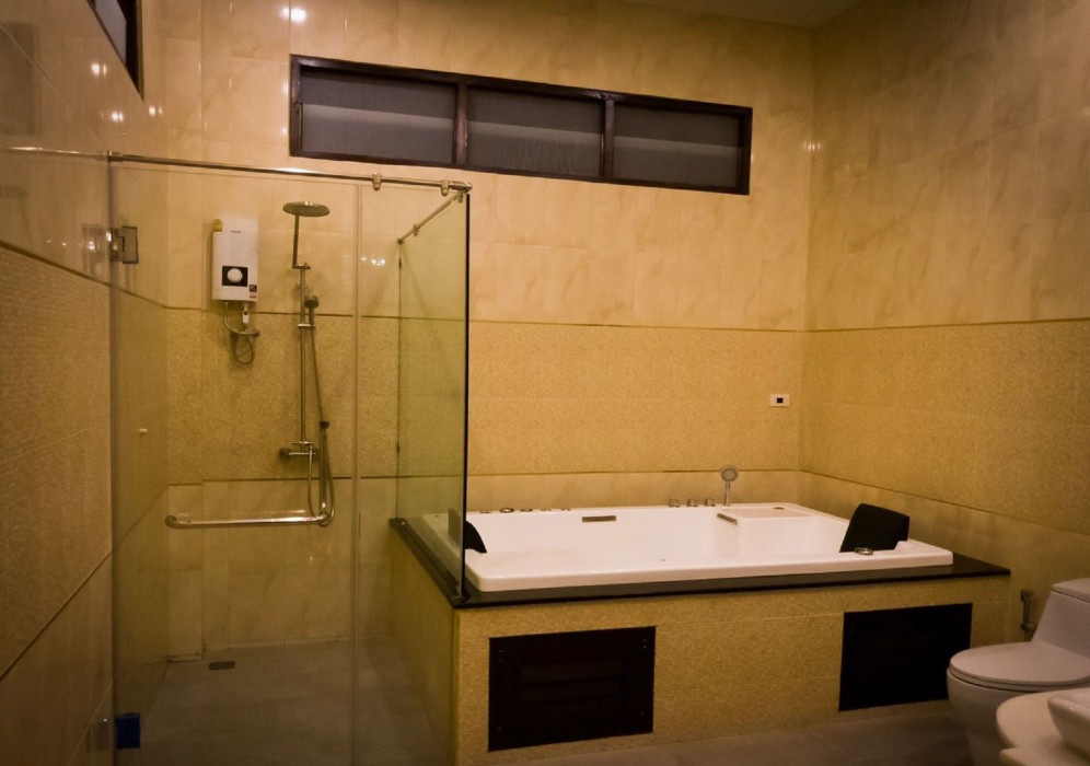 Au Place Hotel 27/61