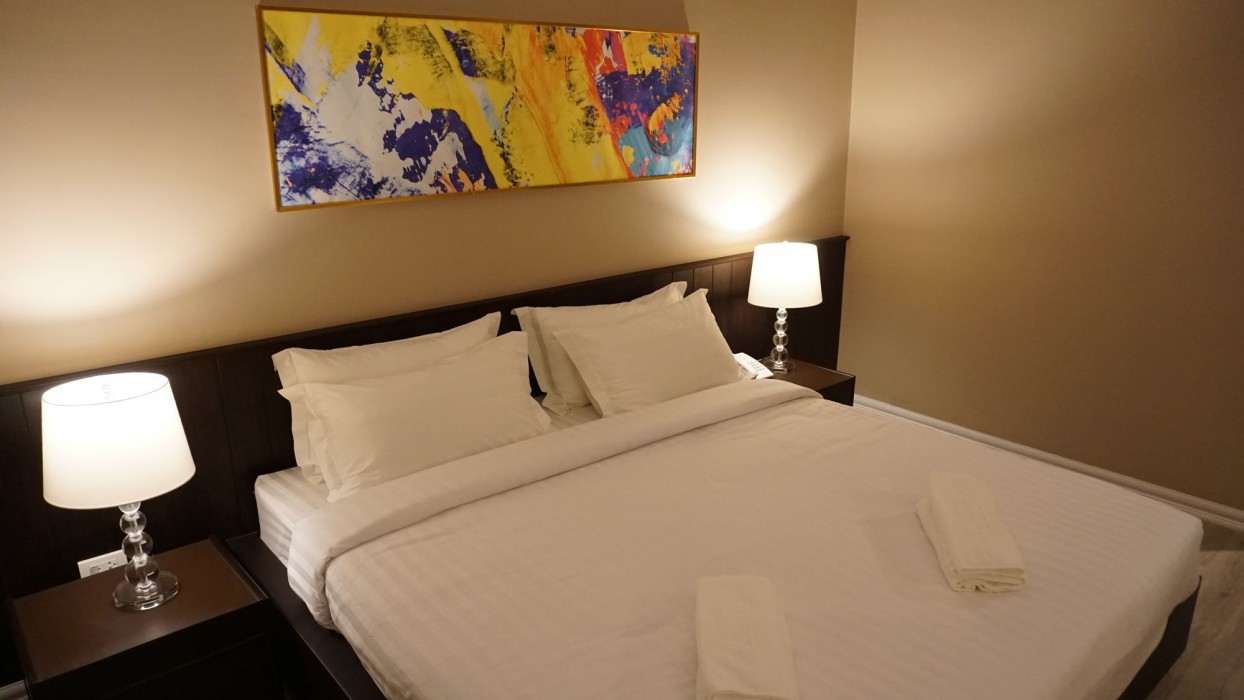 Taris Art Hotel Phrae 67/96