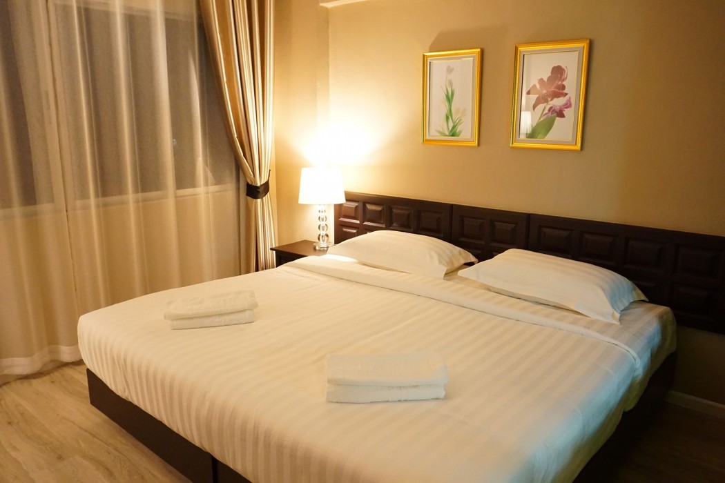 Taris Art Hotel Phrae 33/96