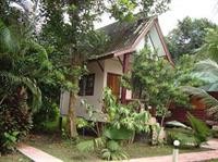 Nung House Bungalows Jungle Trekking 38/96
