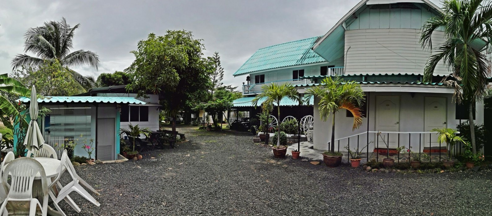 P California Inter Hostel 22/48