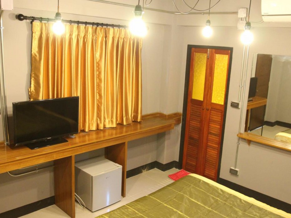 W Hostel 23/39