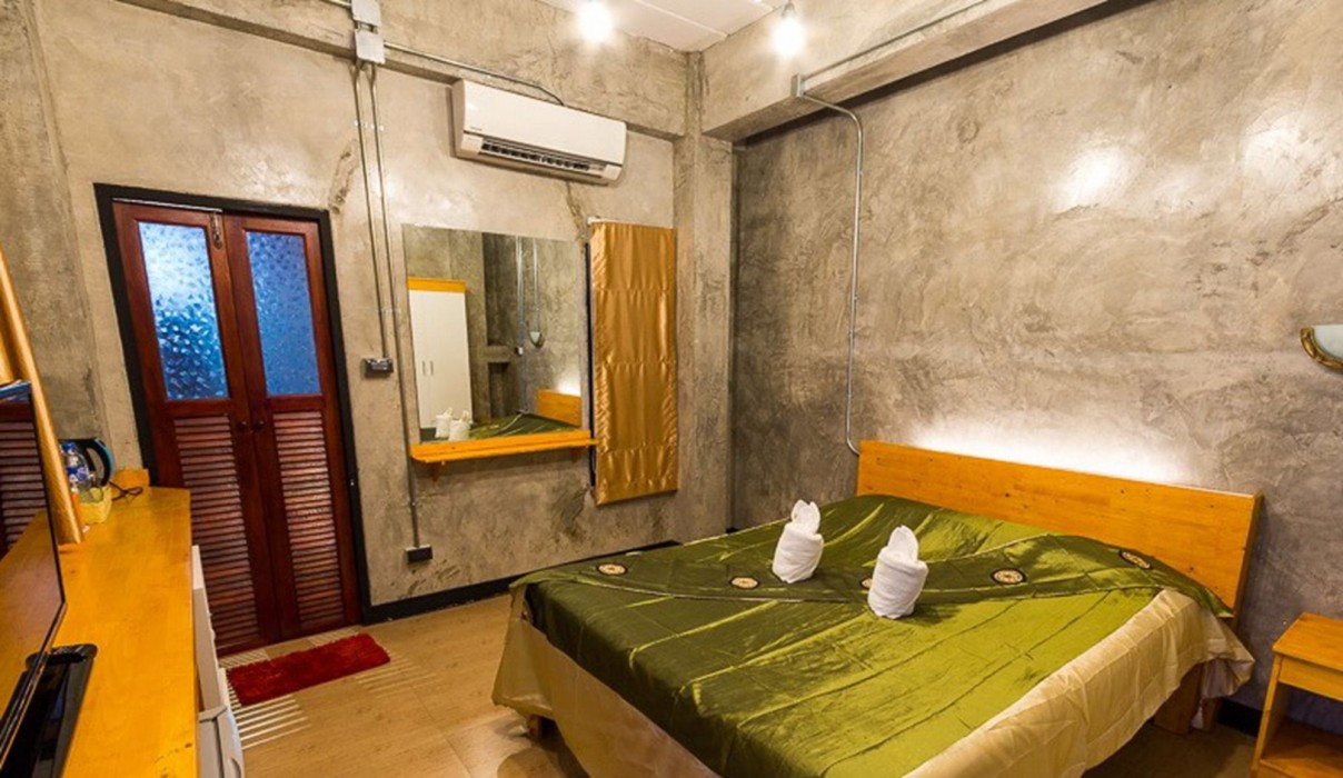 W Hostel 19/39