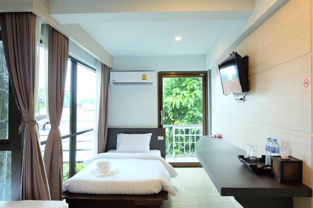 A Plus Deluxe Hotel 44/68
