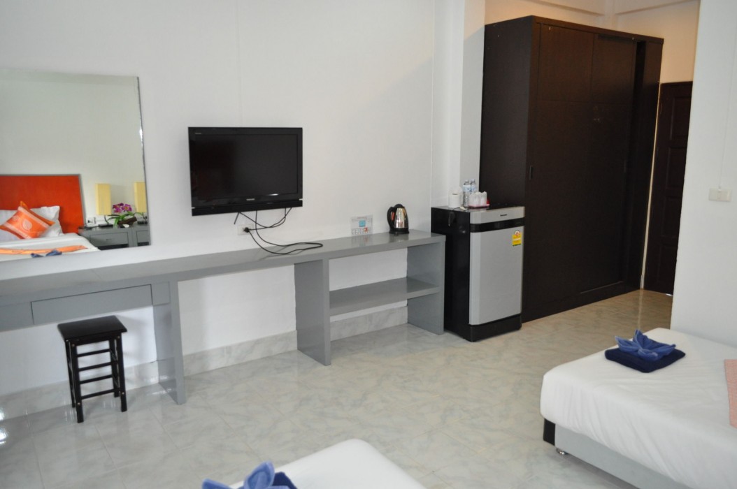 Buasri Boutique Patong 34/100