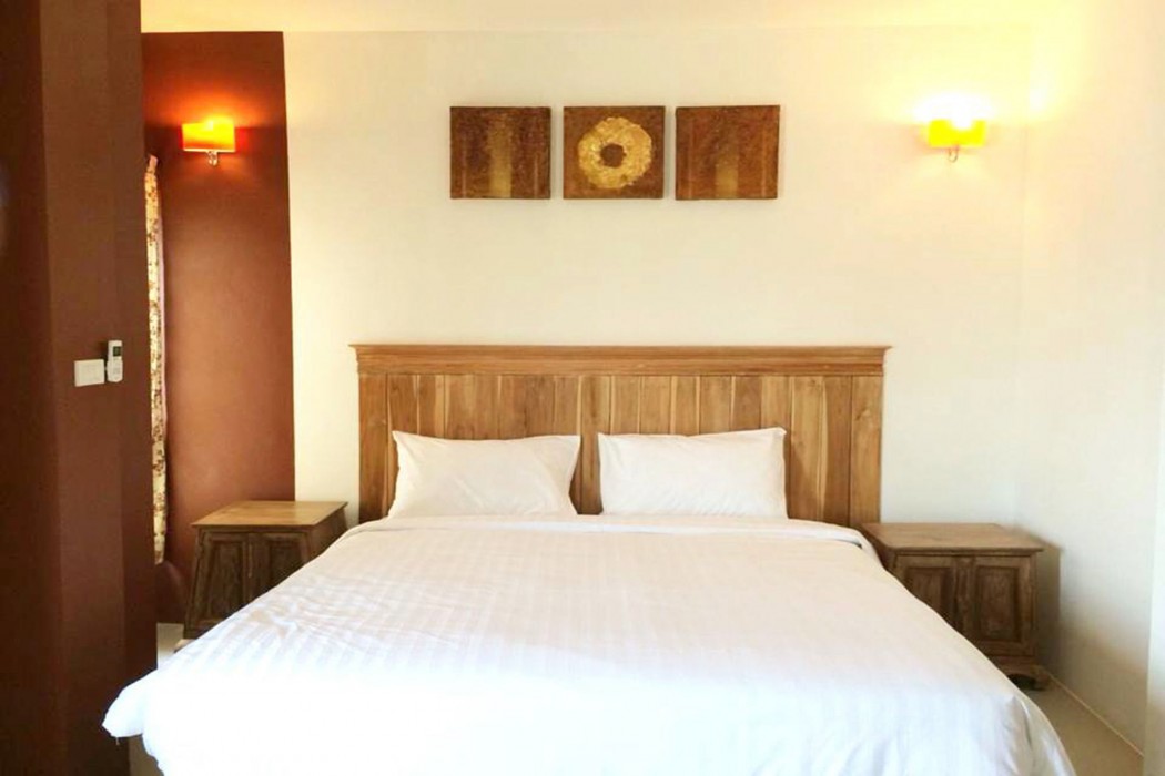 Yellow Tique Hotel 39/58