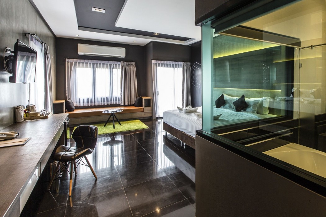 Cresco Hotel Buriram 24/100