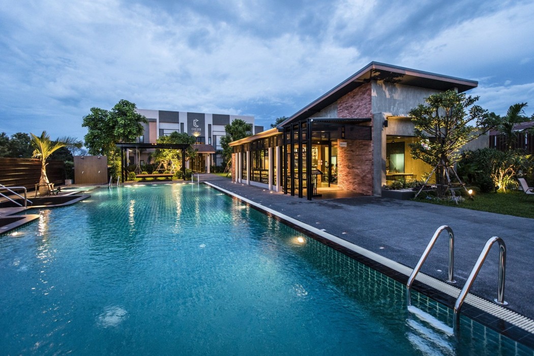 Cresco Hotel Buriram 70/100