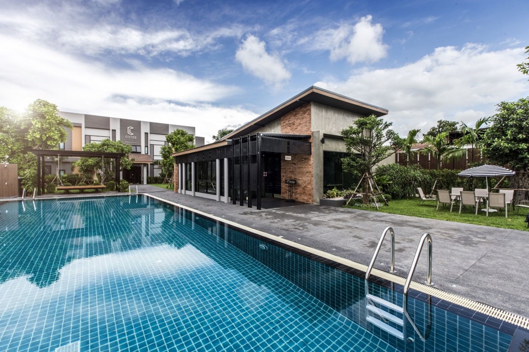 Cresco Hotel Buriram 59/100