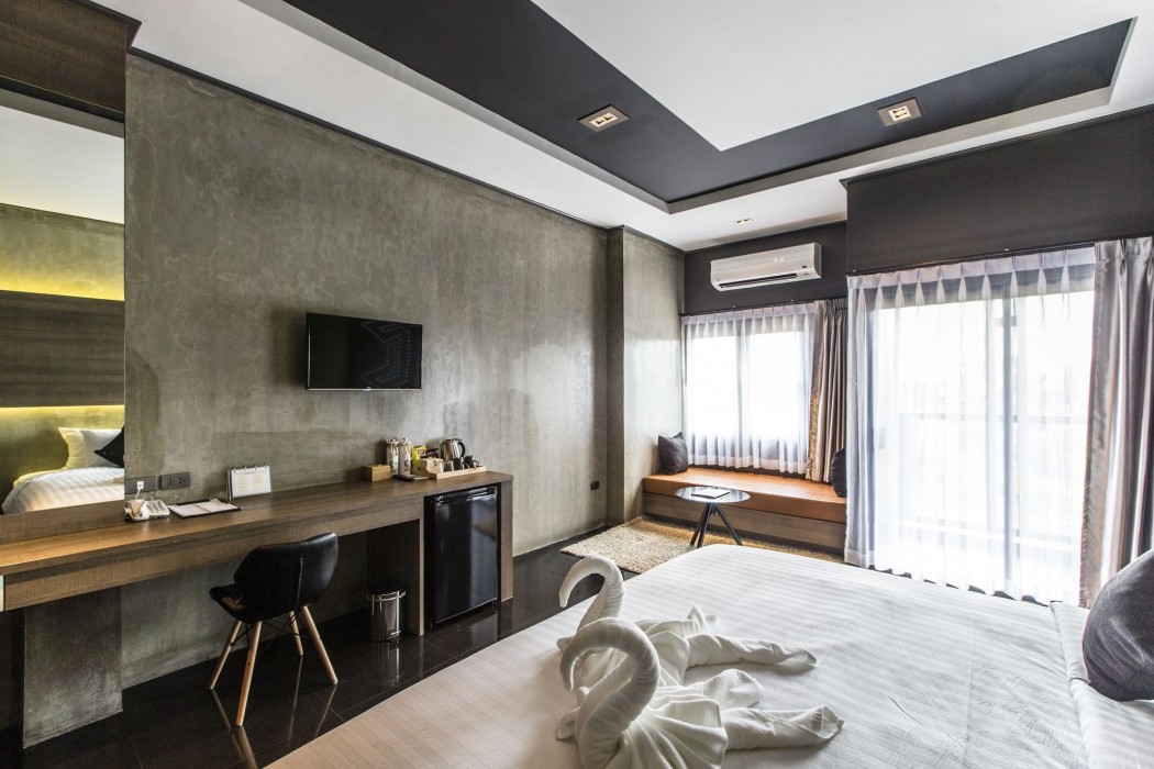 Cresco Hotel Buriram 40/100
