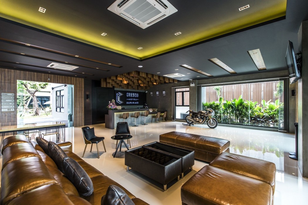 Cresco Hotel Buriram 30/100