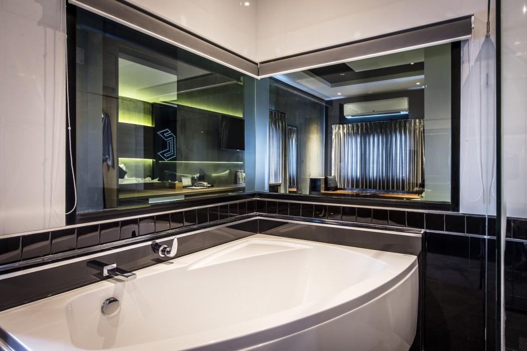 Cresco Hotel Buriram 32/100