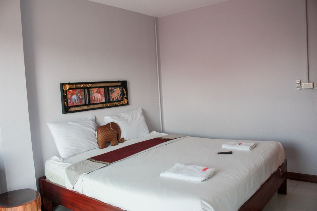 Baan Taklom Chomtalay 37/46