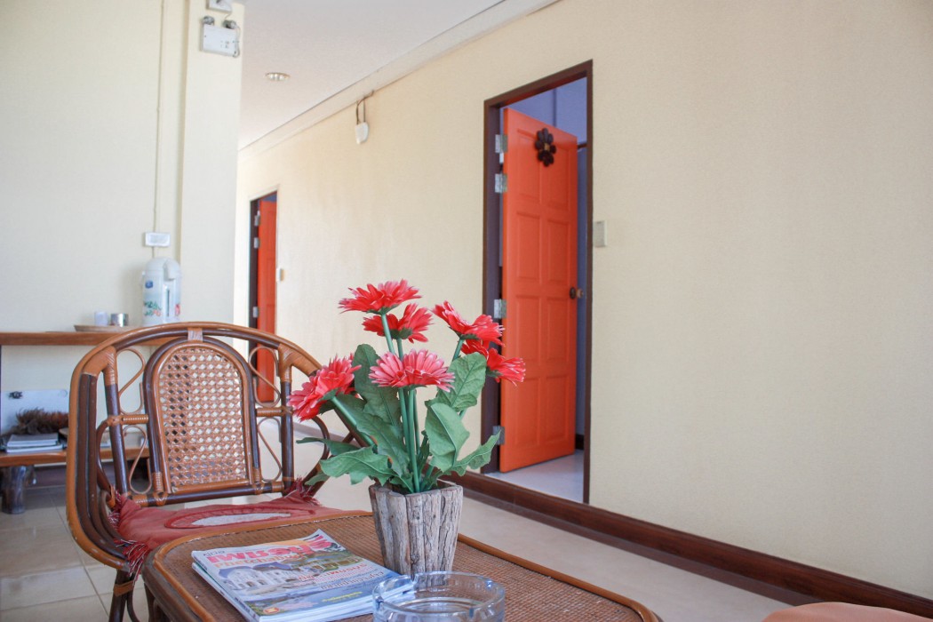 Baan Taklom Chomtalay 34/46