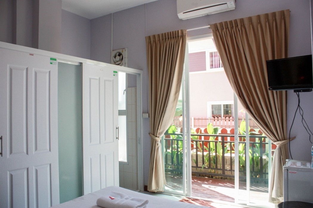 Baan Taklom Chomtalay 35/46