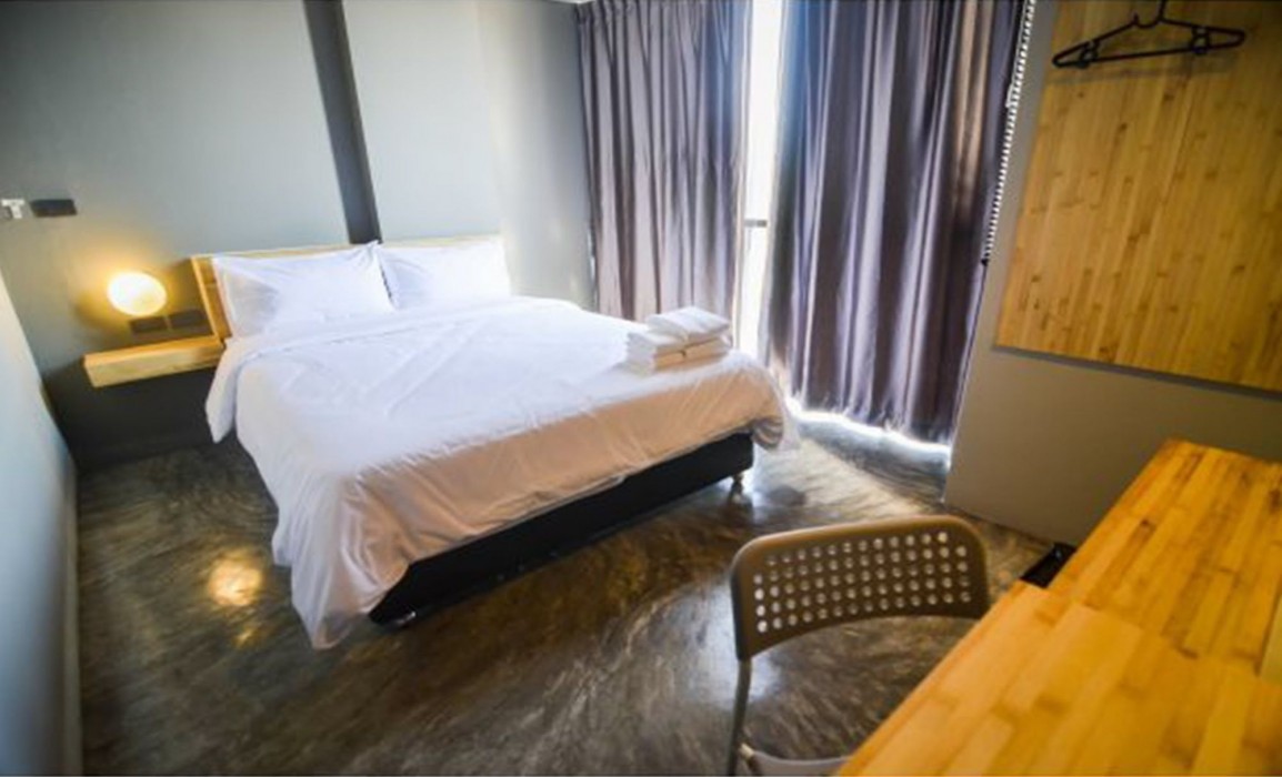Izen Plus Budget Hotel & Residences 33/57