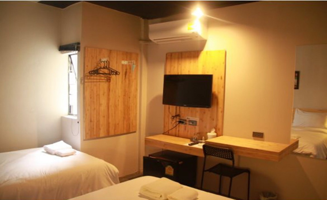 Izen Plus Budget Hotel & Residences 30/57