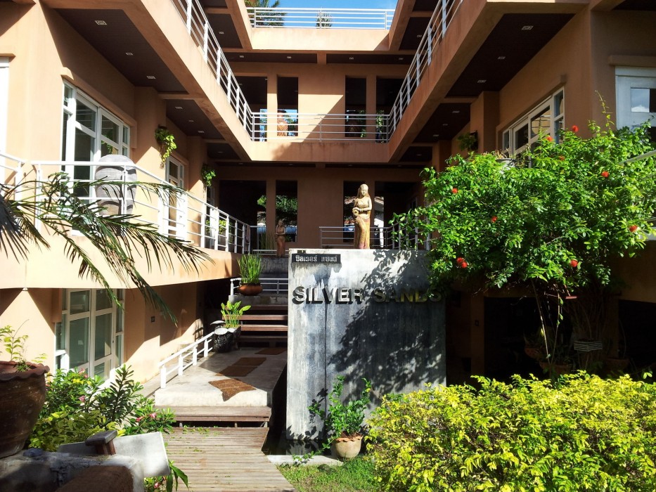 Silver Sands Beach Resort 48/100