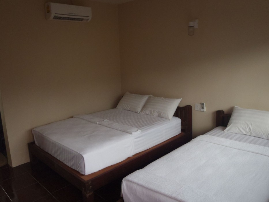 Silver Sands Beach Resort 29/100