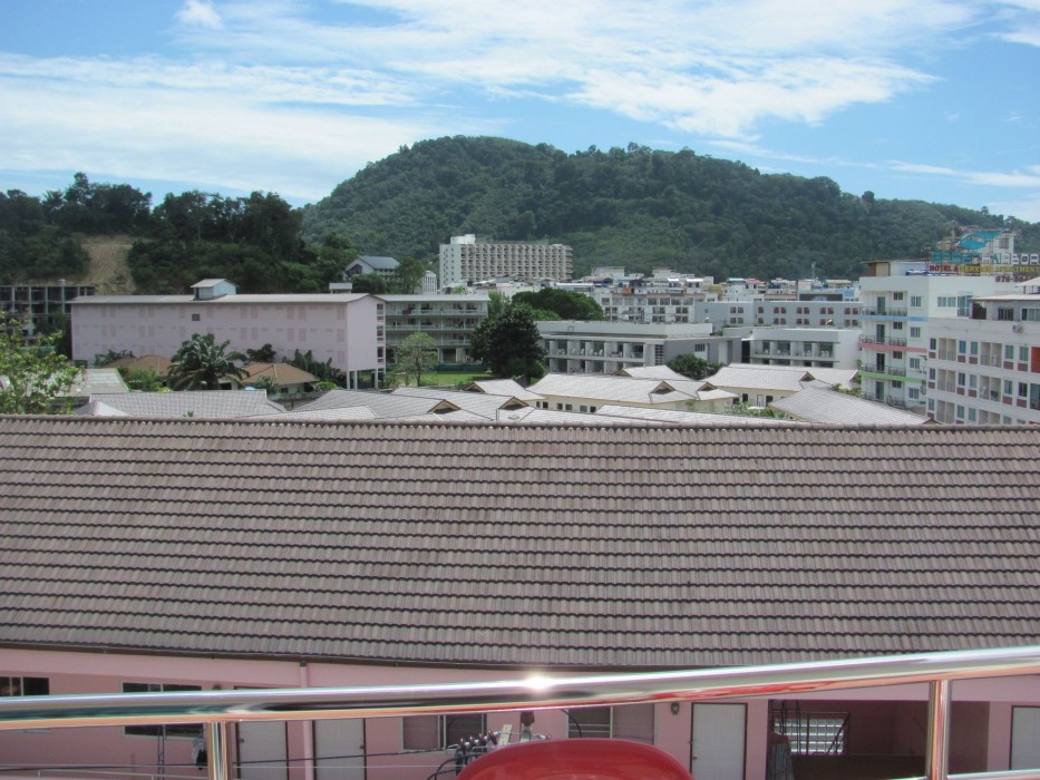 T & C Hotel Patong Beach 38/70