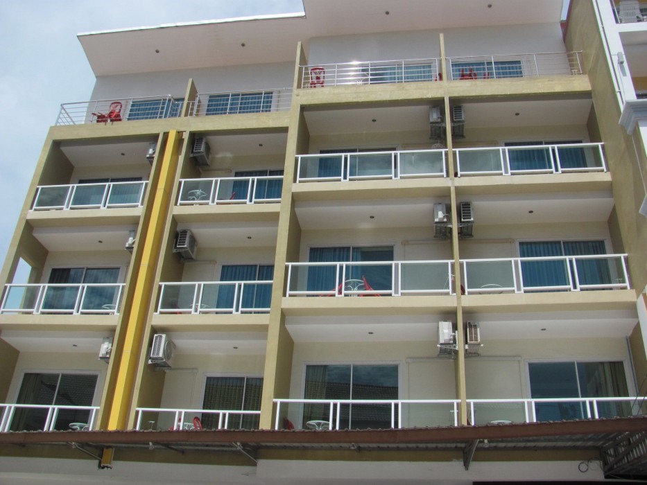 T & C Hotel Patong Beach 36/70