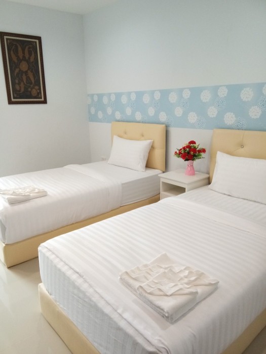 Baanthanthip Hotel 27/43