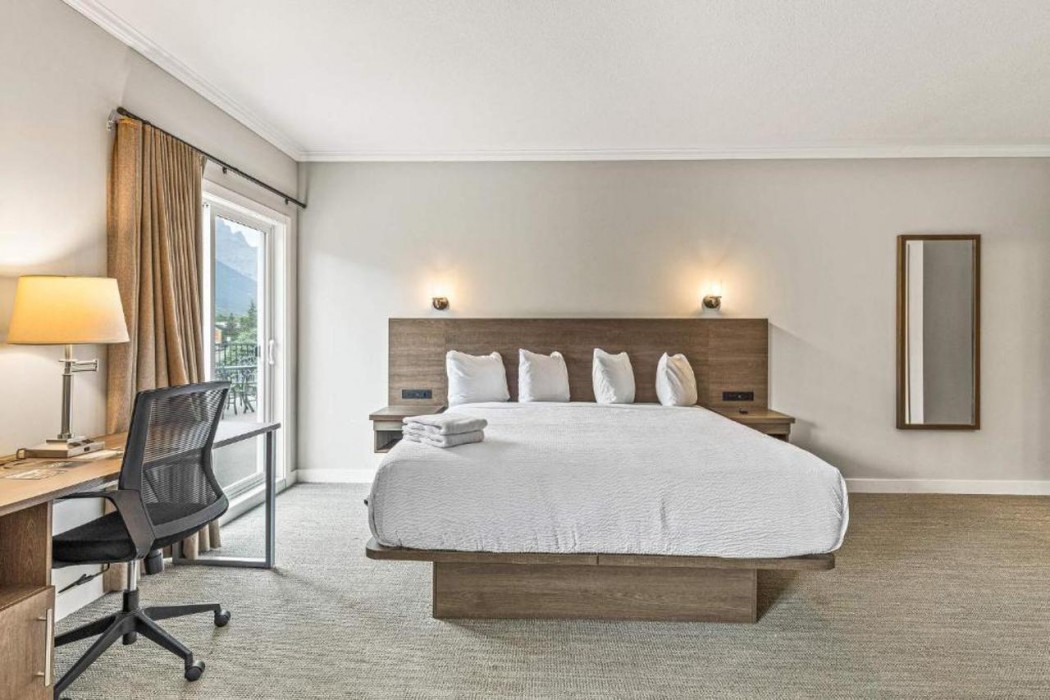 Northwinds Hotel Canmore 16/47