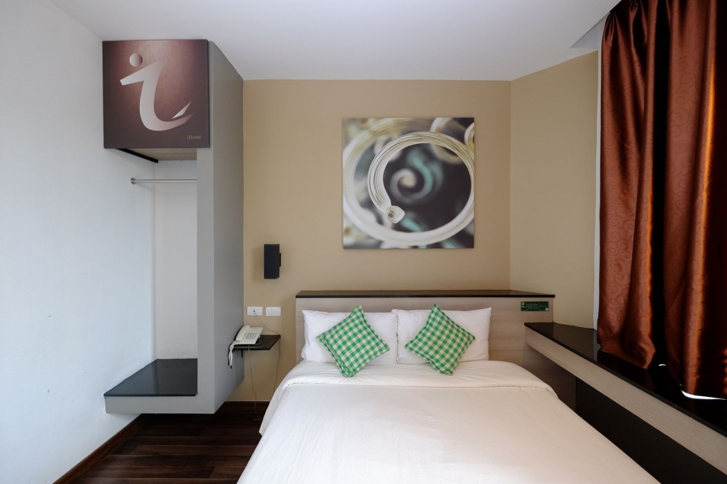 I Hotel 21/80