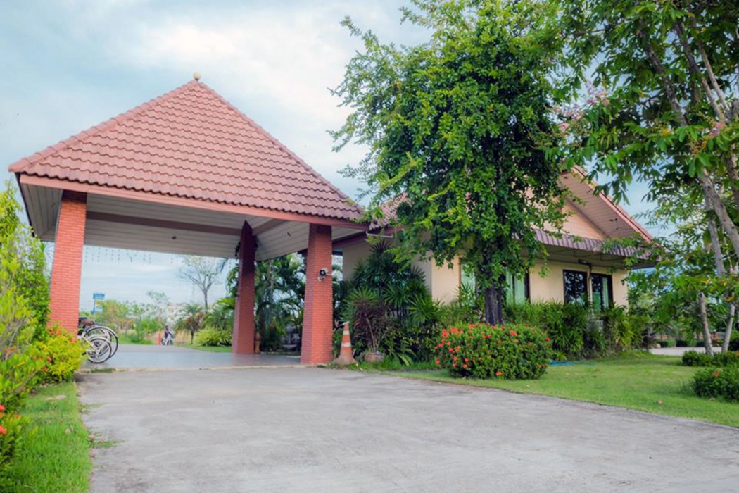 Thaisomboon Bighome Resort 10/68