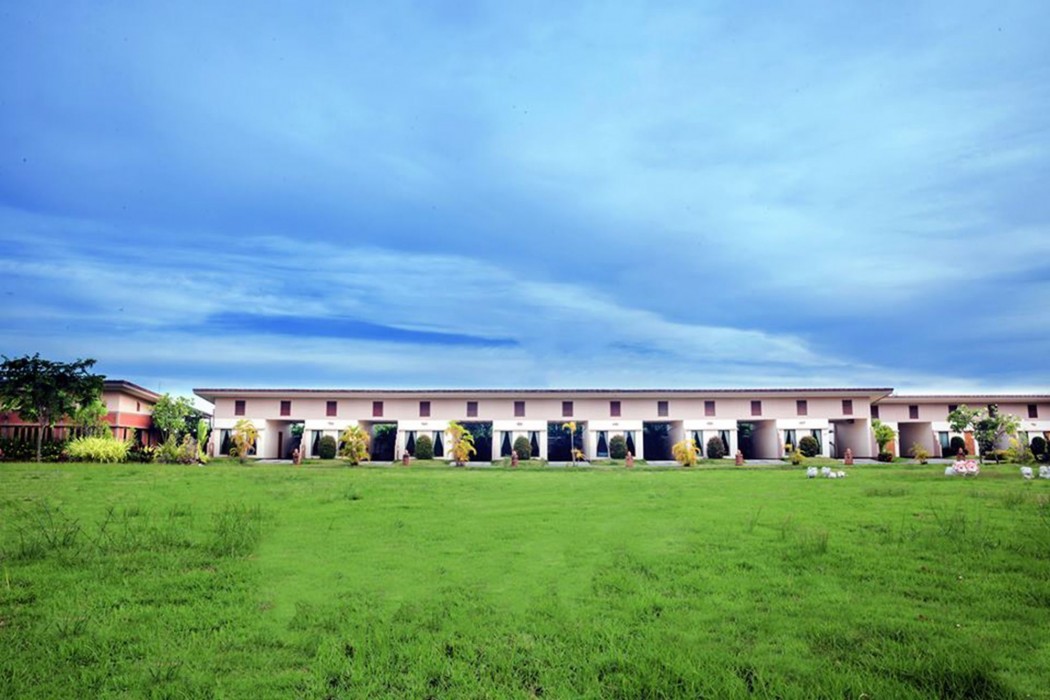 Thaisomboon Bighome Resort 12/68