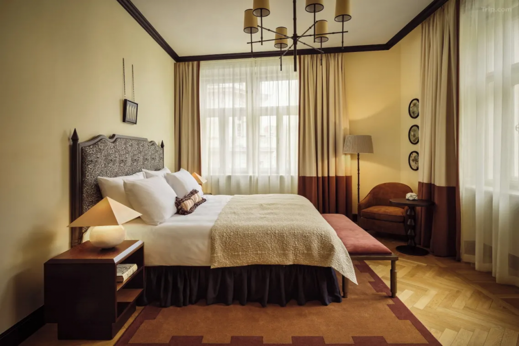Sir Prague Hotel, part of Sircle Collection 12/35