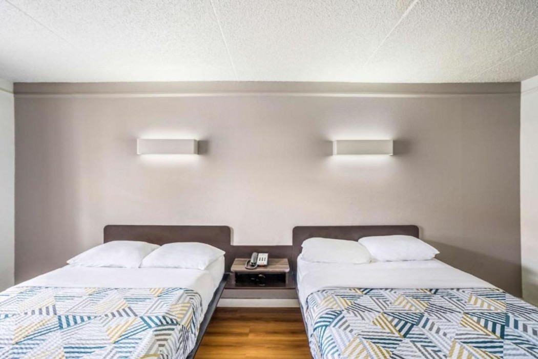 Motel6 Dallas, TX - Market Center 9/45