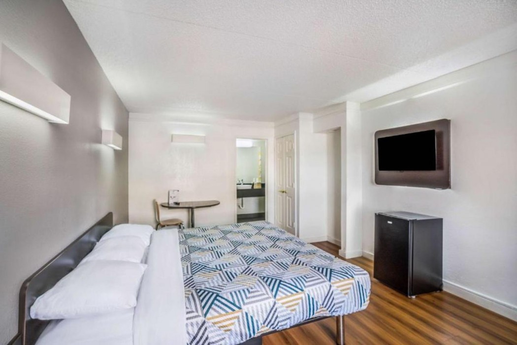Room at Motel6 Dallas, TX - Market Center, DALLAS - TX
