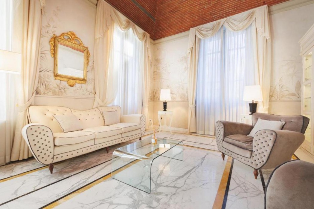 Embassy Hotel Florence 30/42