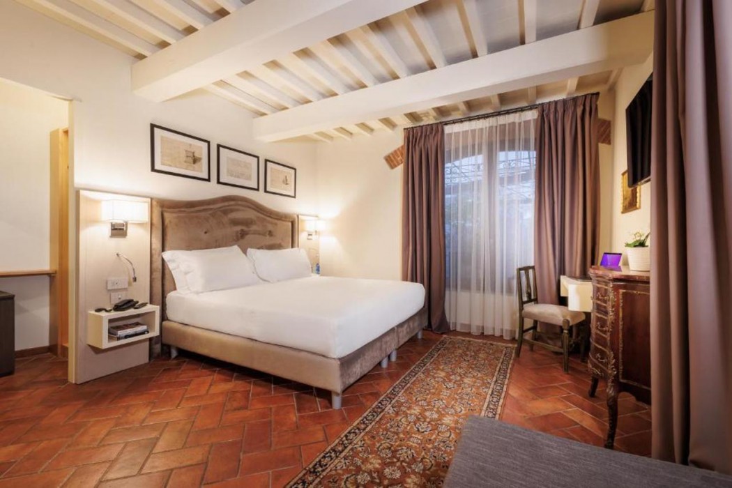 Embassy Hotel Florence 22/42