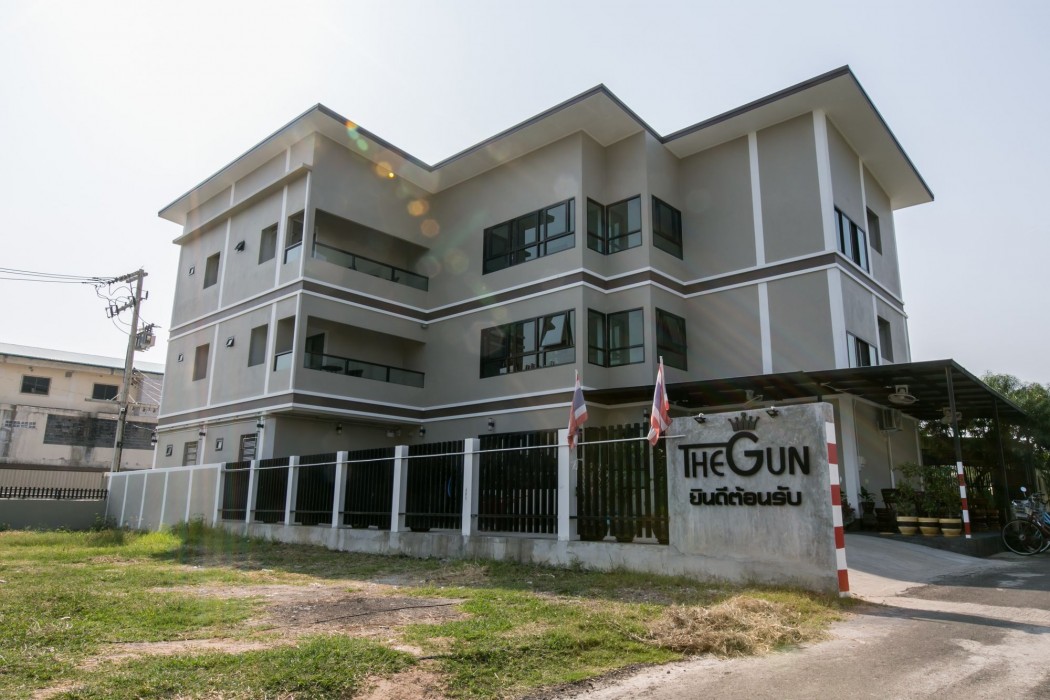 Thegun Hotel 26/56