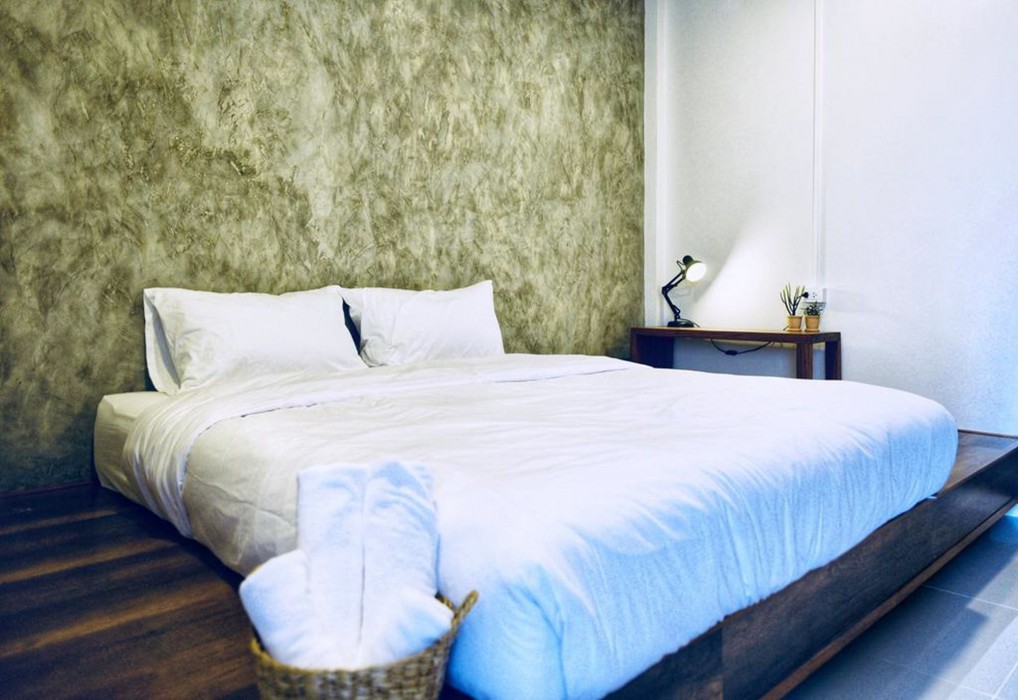 Sleepy House 20/66