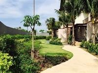 Imperial Ocean Palms Service Apartment 7/50