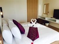 Imperial Ocean Palms Service Apartment 23/50